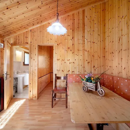 Casa Ciclamino Tatil Evi *